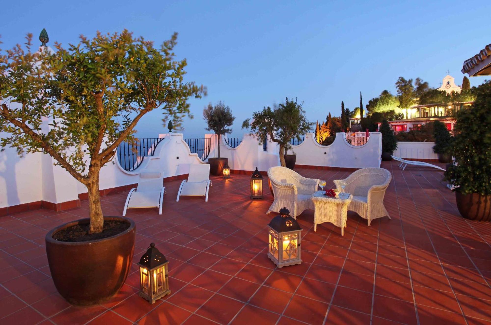 Hotel La Fonda 베날마데나코스타 외부 사진